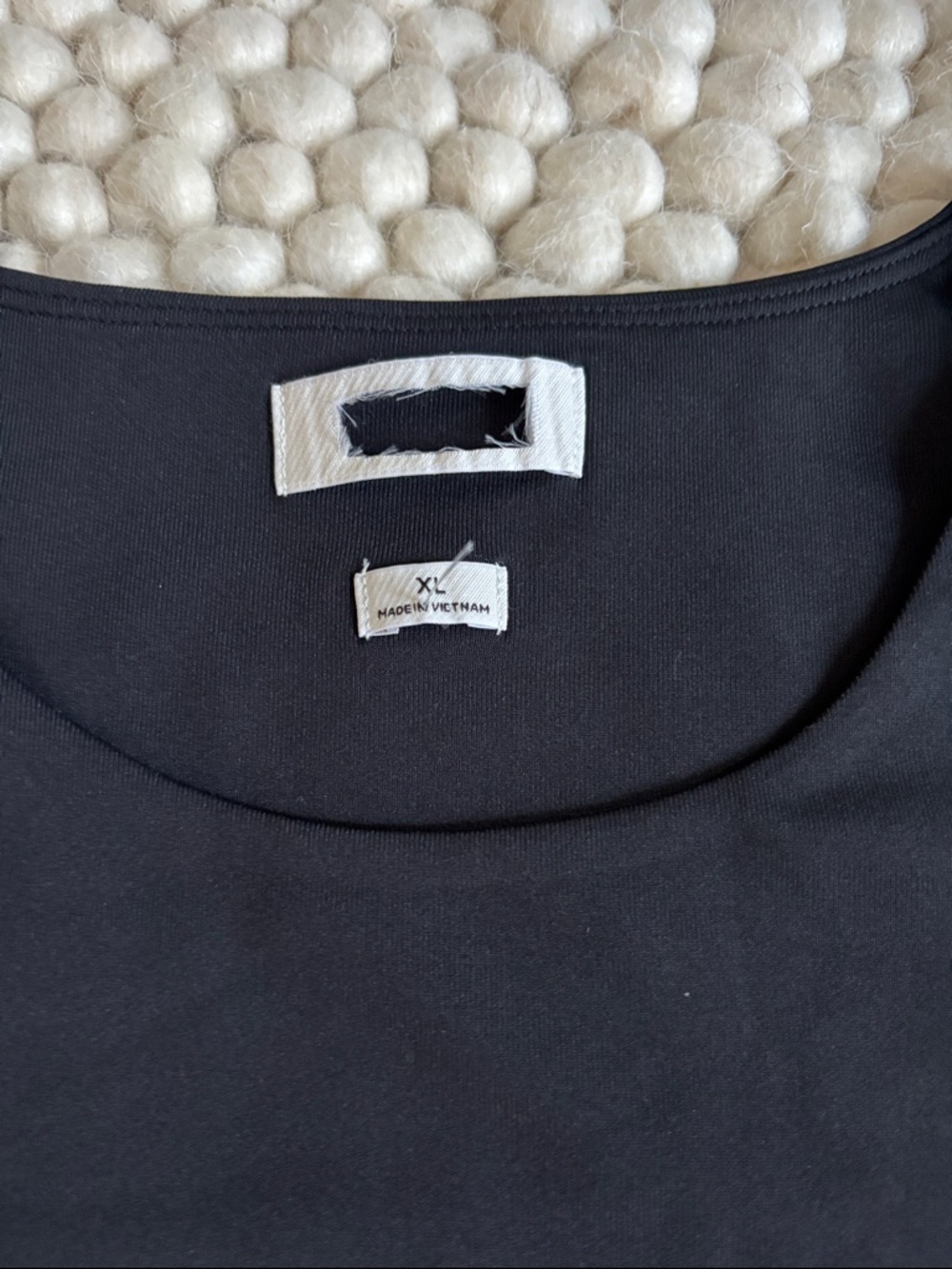 Aritzia Black Short Sleeve Bodysuit, new without tags - Picture 3 of 5
